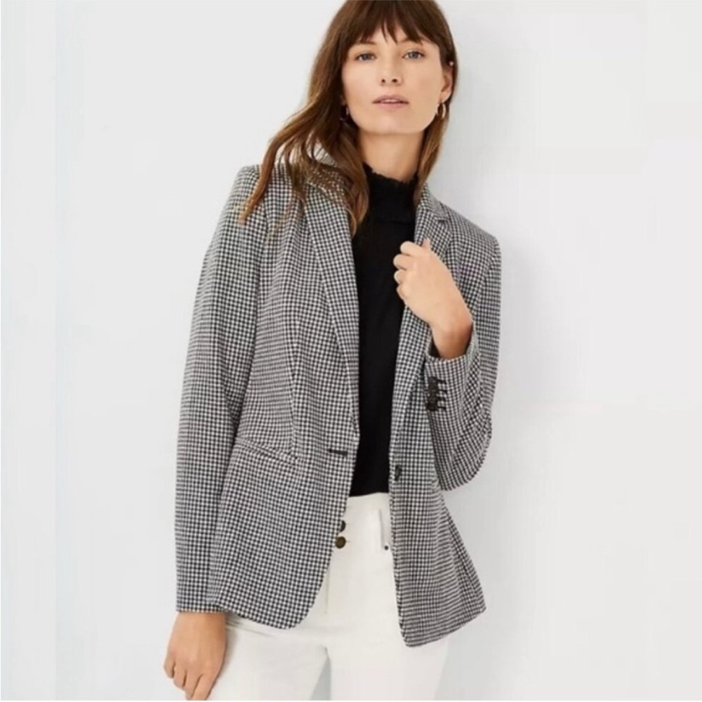 Ann Taylor Classic Houndstooth Blazer